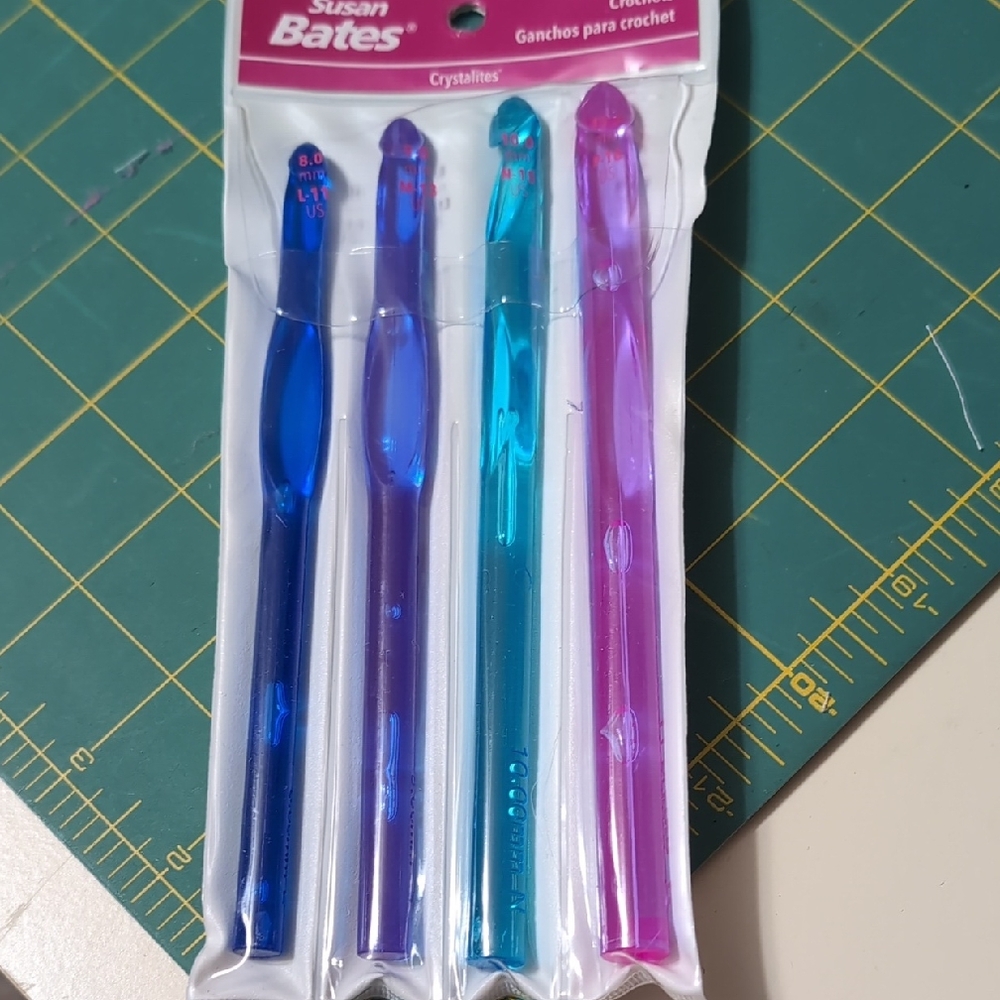 Crystalites Crochet Hook Set - Blue, Purple, Pink